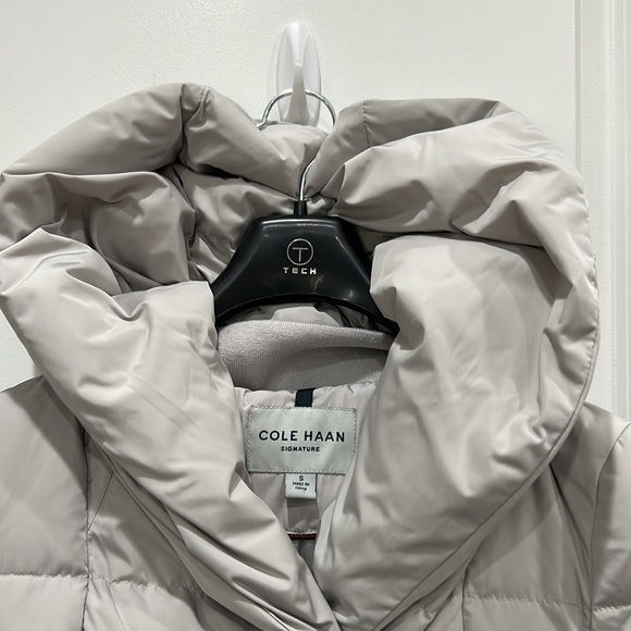 Cole Haan puffer down coat - Picture 3 of 8
